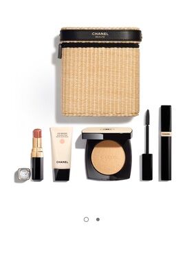 Chanel Les Beiges